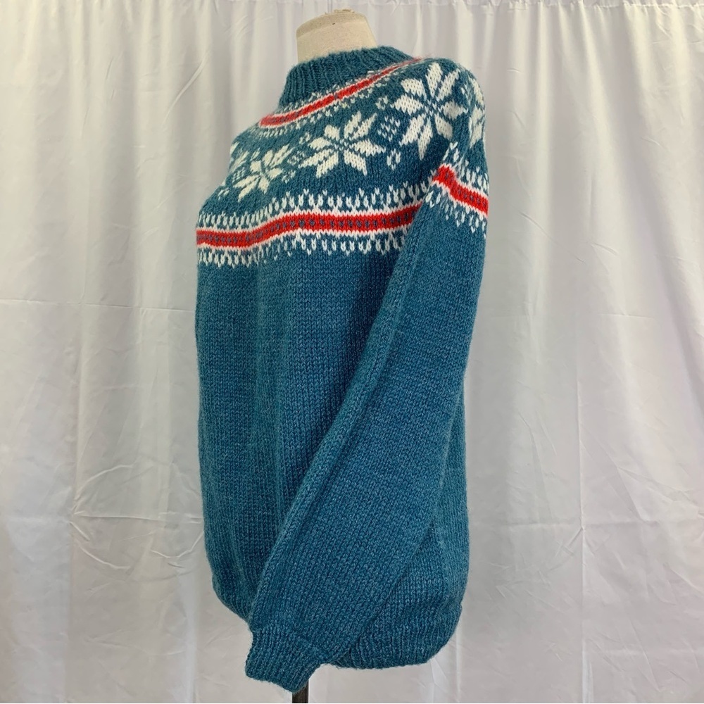 Hand Knit Fair Isle-style Snowflake Sweater - Picture 5 of 8